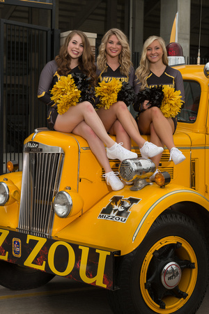Mizzou Cheerleaders 2015