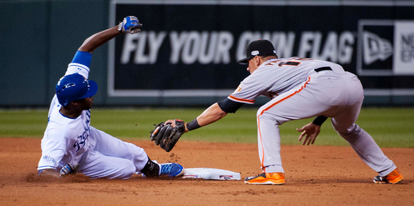 World Series - Game 2 - Giants - Royals